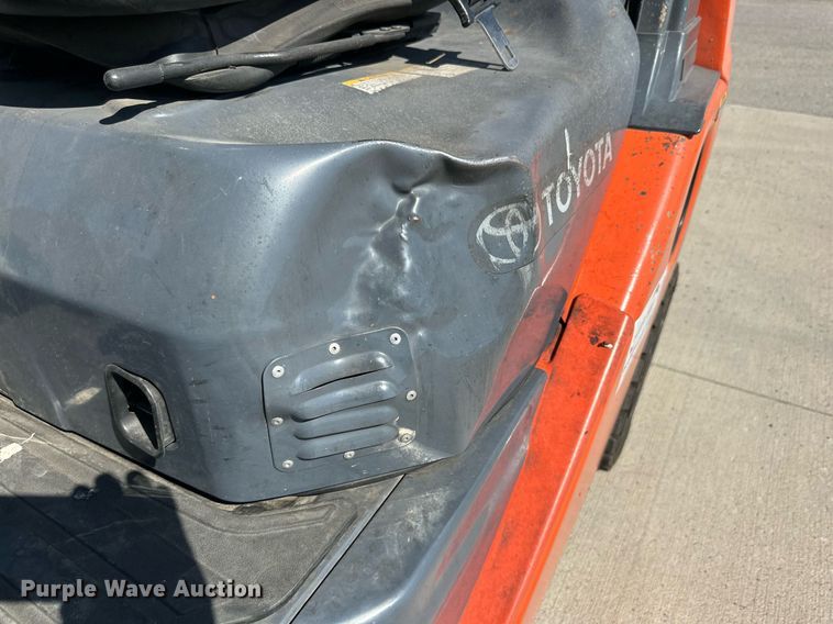 image for item DD3346 2018 Toyota 8FDU20 forklift