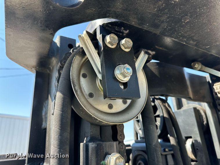 image for item DD3346 2018 Toyota 8FDU20 forklift