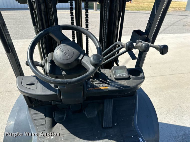 image for item DD3346 2018 Toyota 8FDU20 forklift