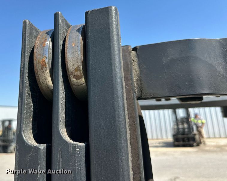 image for item DD3347 2016 Toyota 8FDU20 forklift