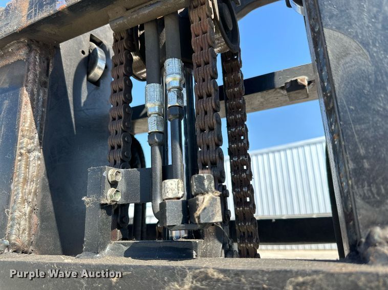 image for item DD3348 2016 Toyota 8FDU20 forklift