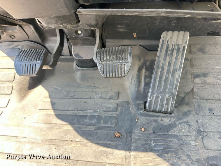 image for item DD3348 2016 Toyota 8FDU20 forklift