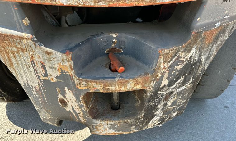 image for item DD3348 2016 Toyota 8FDU20 forklift