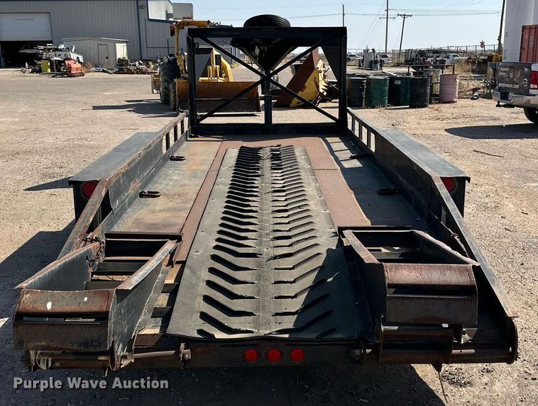 image for item DD3378 1995 Belshe T-18 equipment trailer