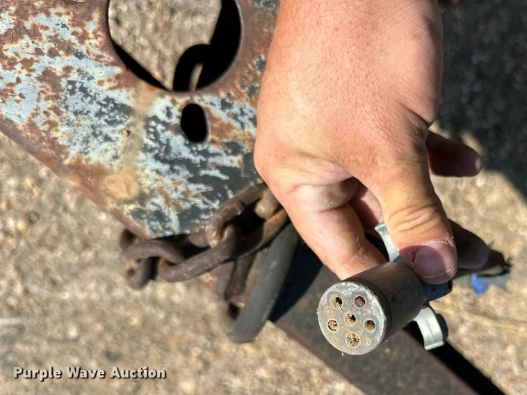 image for item DD3391 2001 PJ Utility trailer