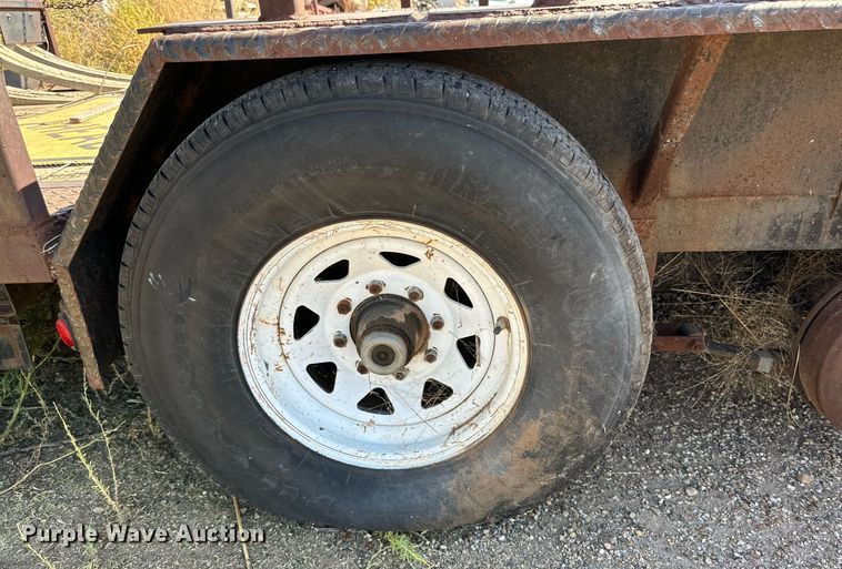 image for item DD3391 2001 PJ Utility trailer