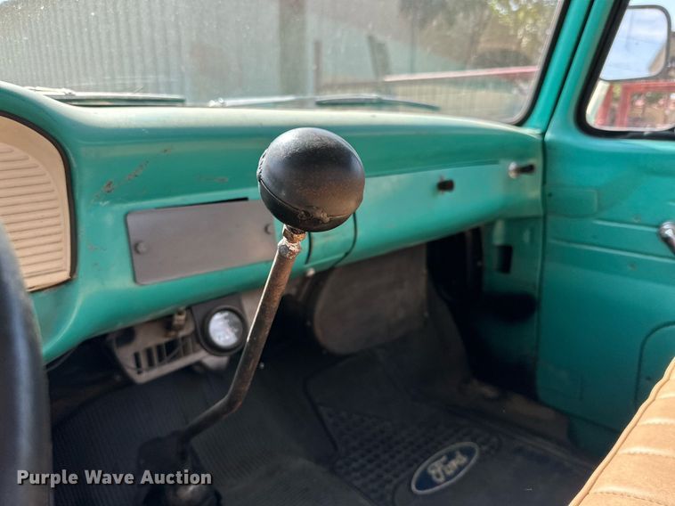 image for item DD3402 1964 Ford F100 pickup truck