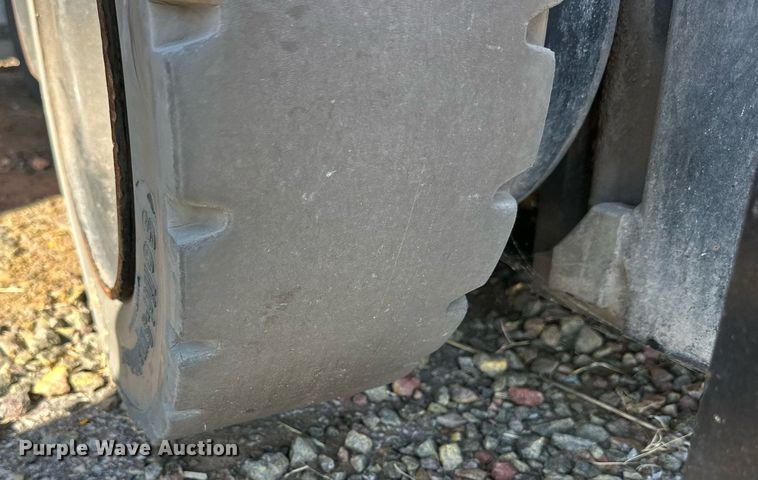 image for item DK6938 2015 Toyota 8FDU20 forklift