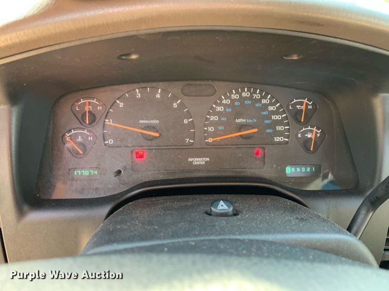 image for item DM1831 2001 Dodge Dakota SLT Club Cab pickup truck