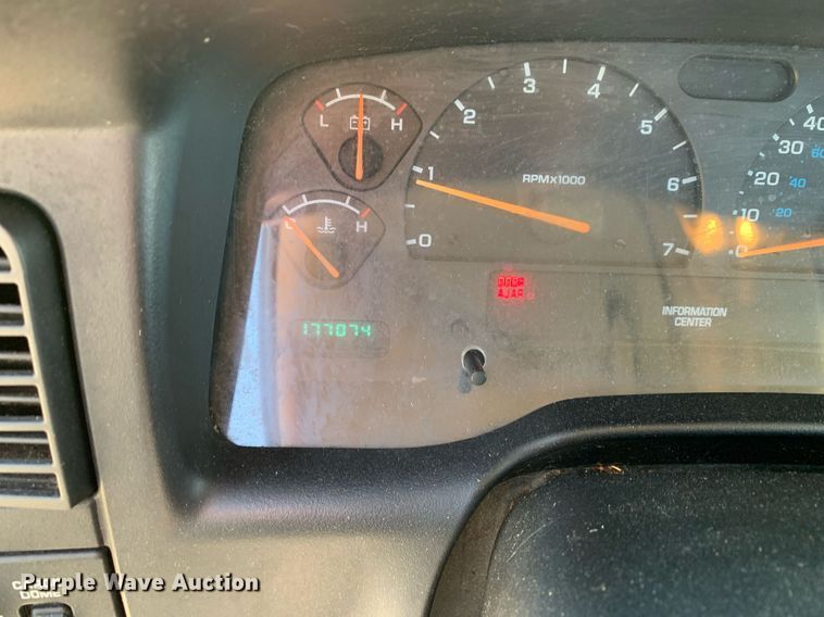 image for item DM1831 2001 Dodge Dakota SLT Club Cab pickup truck