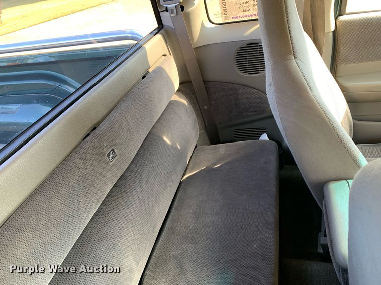 image for item DM1831 2001 Dodge Dakota SLT Club Cab pickup truck