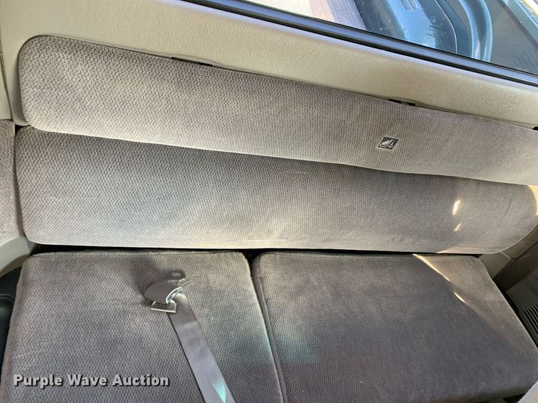 image for item DM1831 2001 Dodge Dakota SLT Club Cab pickup truck