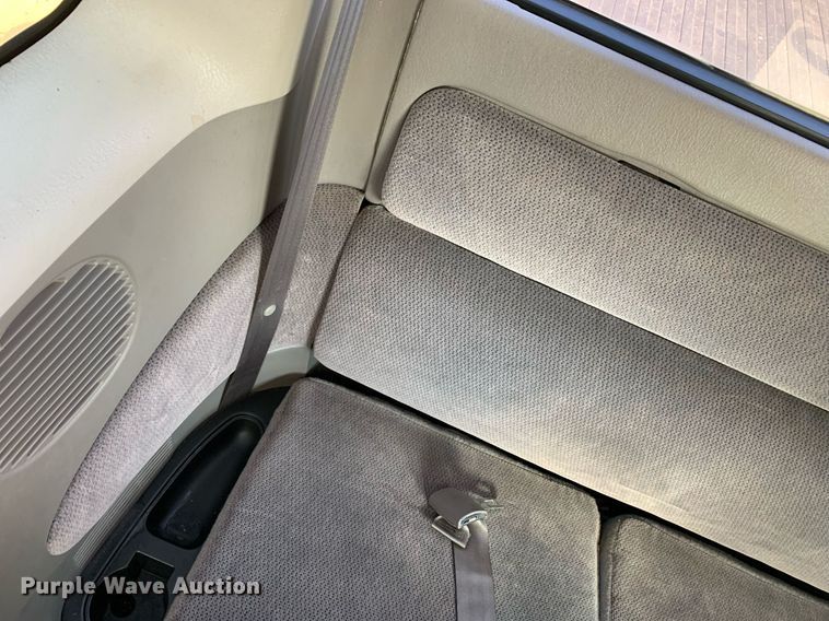 image for item DM1831 2001 Dodge Dakota SLT Club Cab pickup truck