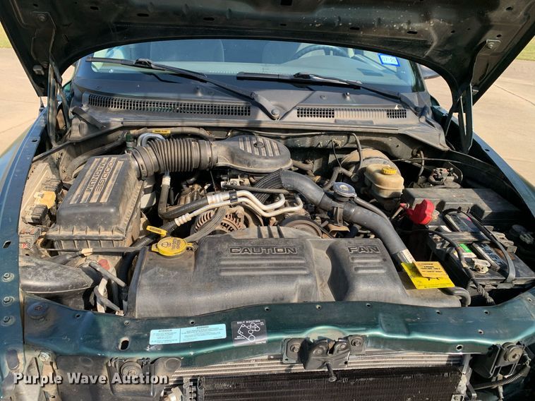 image for item DM1831 2001 Dodge Dakota SLT Club Cab pickup truck