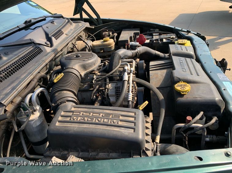 image for item DM1831 2001 Dodge Dakota SLT Club Cab pickup truck