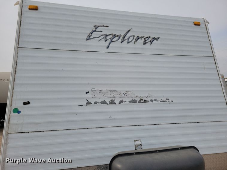 image for item DN3587 2005 Frontier  Explorer M315 camper