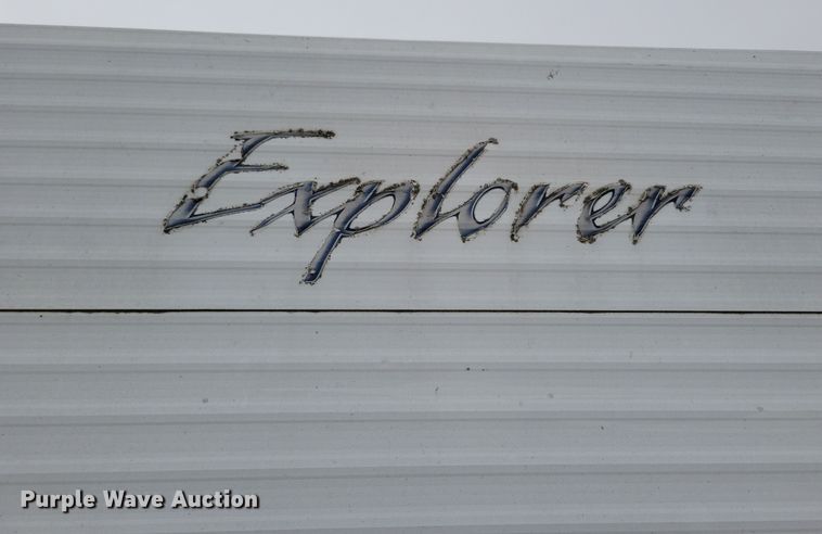 image for item DN3587 2005 Frontier  Explorer M315 camper