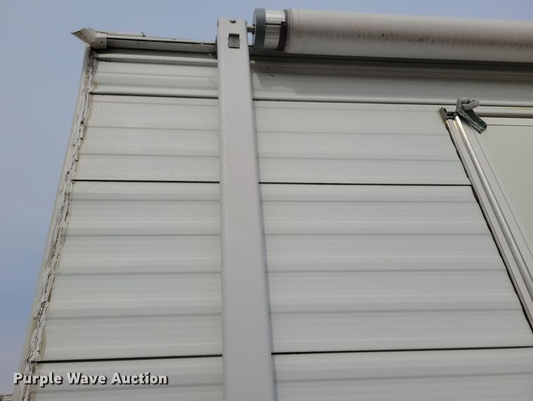 image for item DN3587 2005 Frontier  Explorer M315 camper