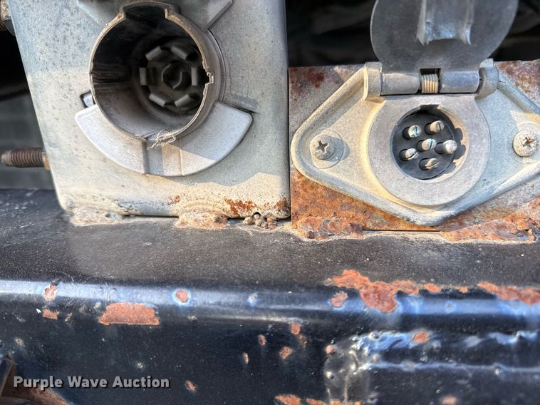 image for item DO2559 2005 Chevrolet  C4500 flatbed truck