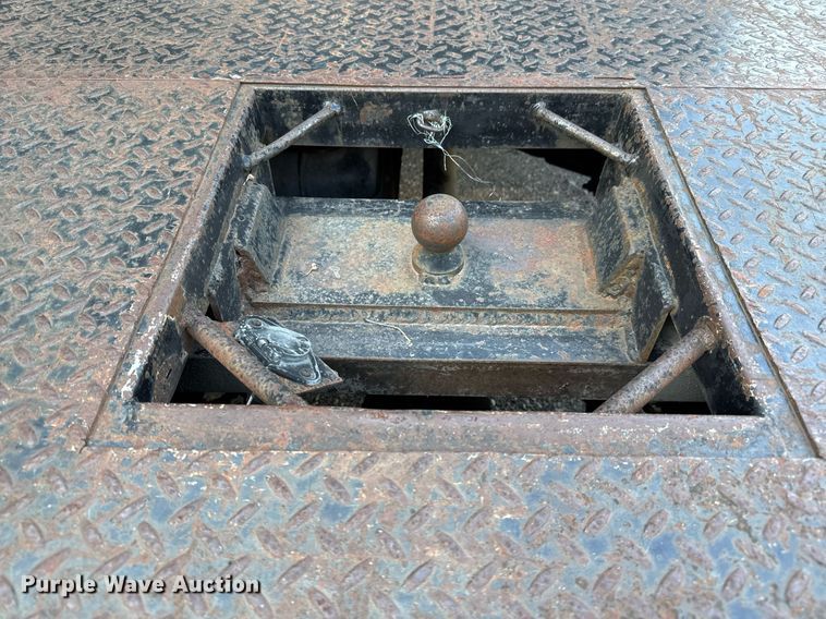 image for item DO2559 2005 Chevrolet  C4500 flatbed truck