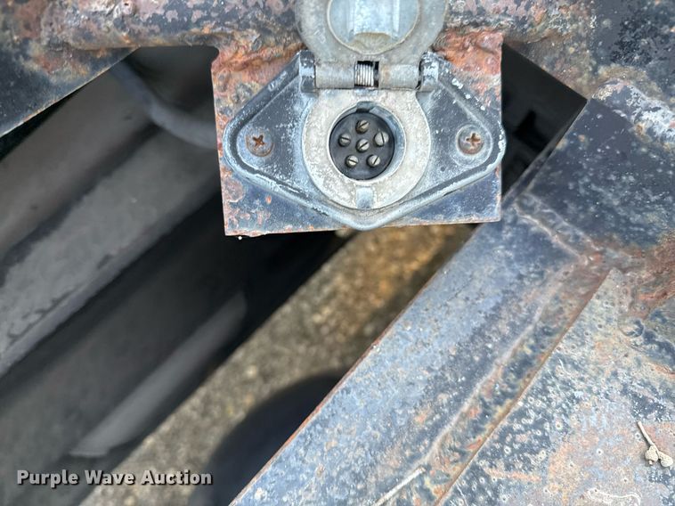 image for item DO2559 2005 Chevrolet  C4500 flatbed truck