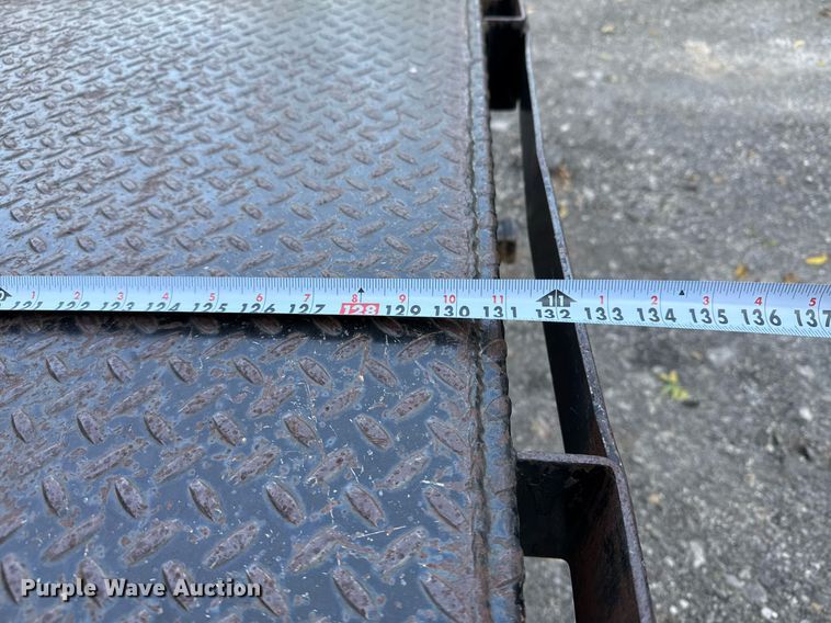 image for item DO2559 2005 Chevrolet  C4500 flatbed truck