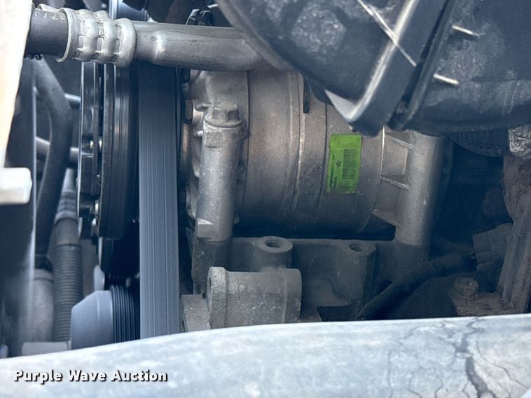 image for item DO2559 2005 Chevrolet  C4500 flatbed truck