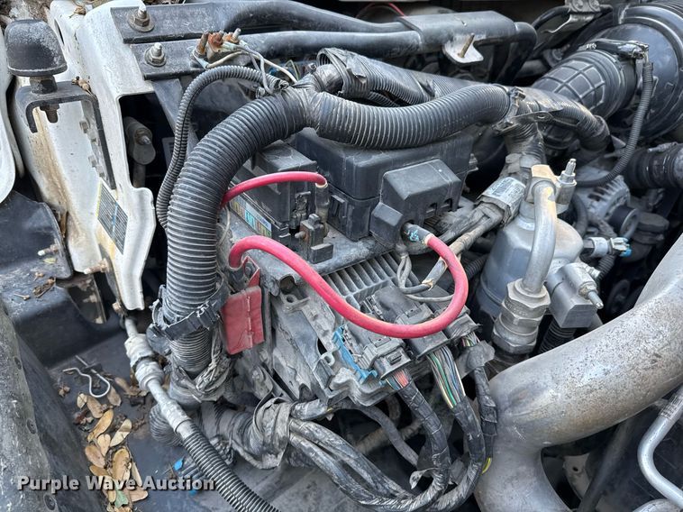 image for item DO2559 2005 Chevrolet  C4500 flatbed truck