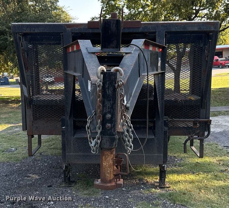 image for item DO2560 2013 Texas Pride FT820520KGN flatbed trailer