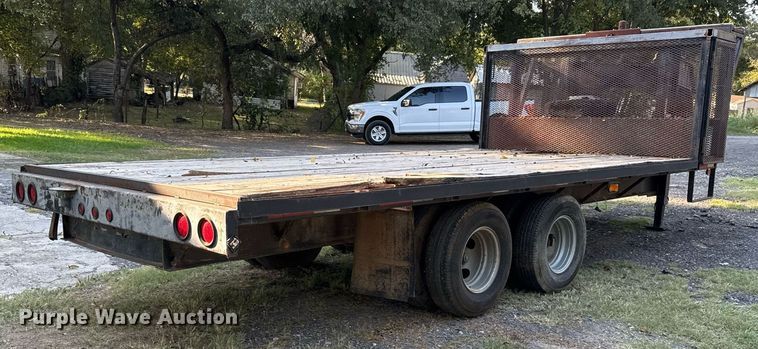 image for item DO2560 2013 Texas Pride FT820520KGN flatbed trailer