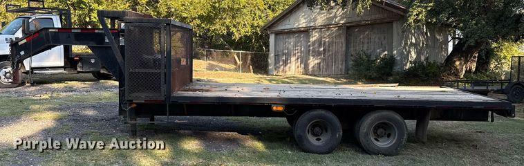image for item DO2560 2013 Texas Pride FT820520KGN flatbed trailer