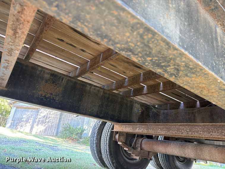 image for item DO2560 2013 Texas Pride FT820520KGN flatbed trailer