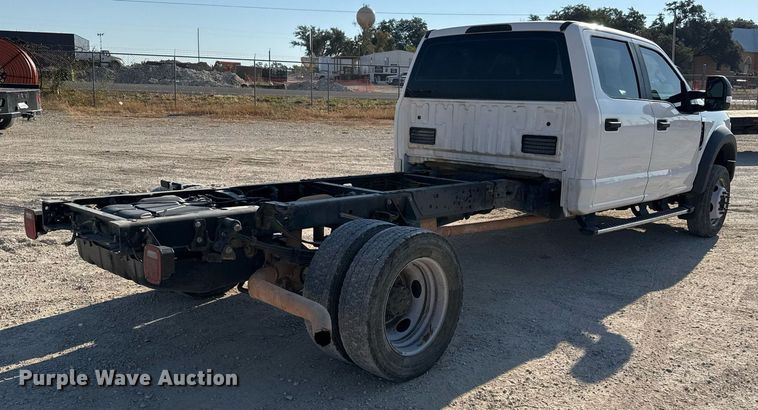 image for item DO2565 2017 Ford F450 Super Duty XL truck cab and chassis
