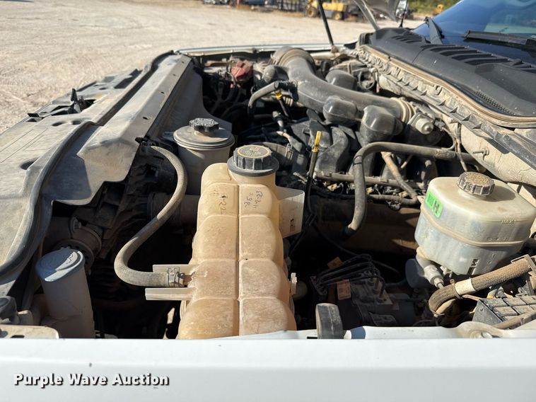 image for item DO2565 2017 Ford F450 Super Duty XL truck cab and chassis