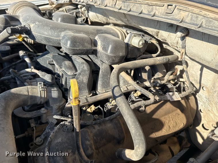 image for item DO2565 2017 Ford F450 Super Duty XL truck cab and chassis