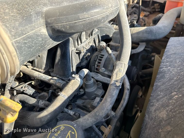 image for item DO2565 2017 Ford F450 Super Duty XL truck cab and chassis