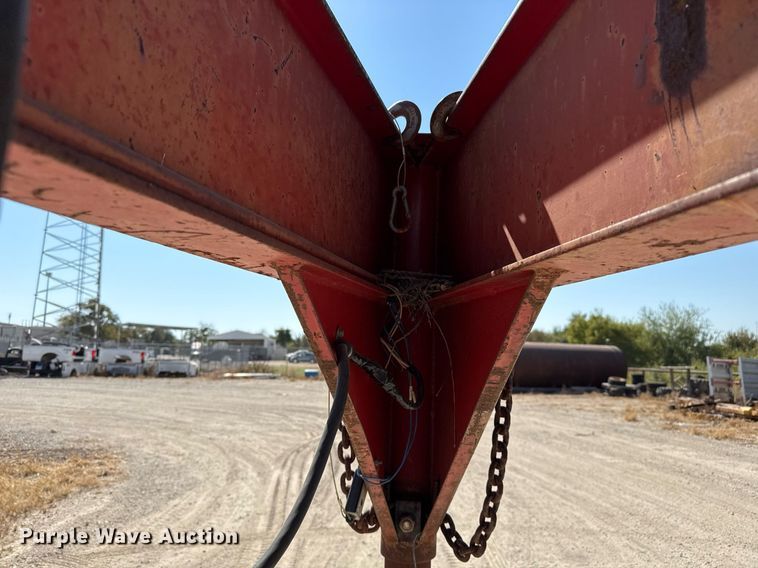 image for item DO2566 1982 Kalyn LSCT-24 equipment trailer