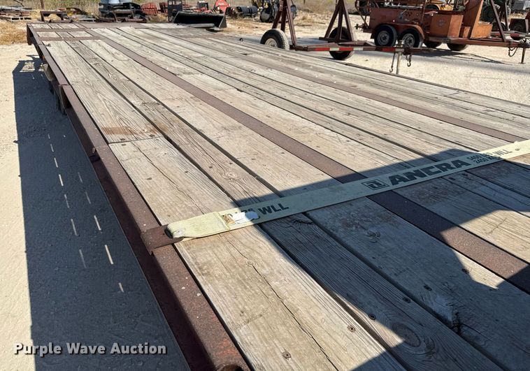 image for item DO2566 1982 Kalyn LSCT-24 equipment trailer