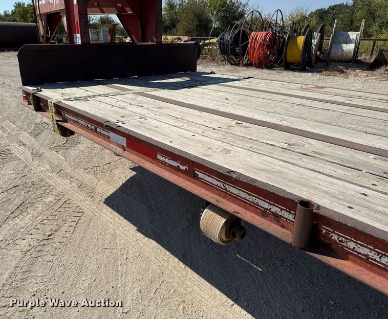 image for item DO2566 1982 Kalyn LSCT-24 equipment trailer