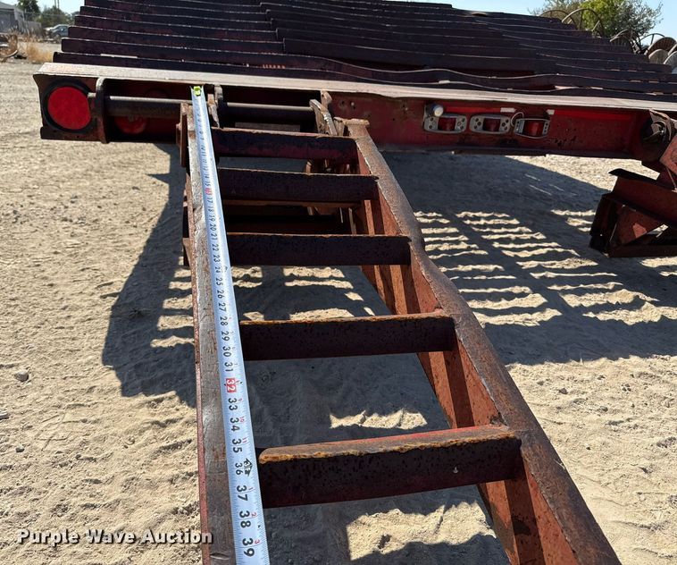 image for item DO2566 1982 Kalyn LSCT-24 equipment trailer