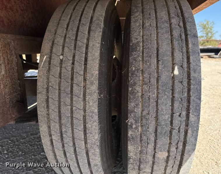 image for item DO2566 1982 Kalyn LSCT-24 equipment trailer