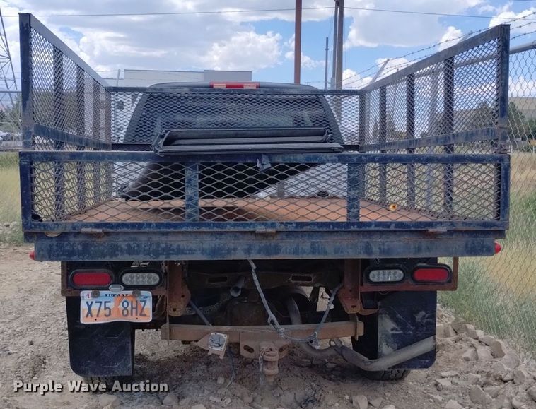 image for item DP3362 2002 Ford F150 XLT SuperCab flatbed pickup truck