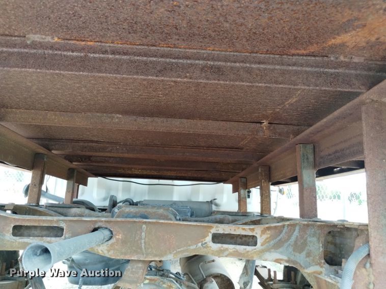 image for item DP3362 2002 Ford F150 XLT SuperCab flatbed pickup truck