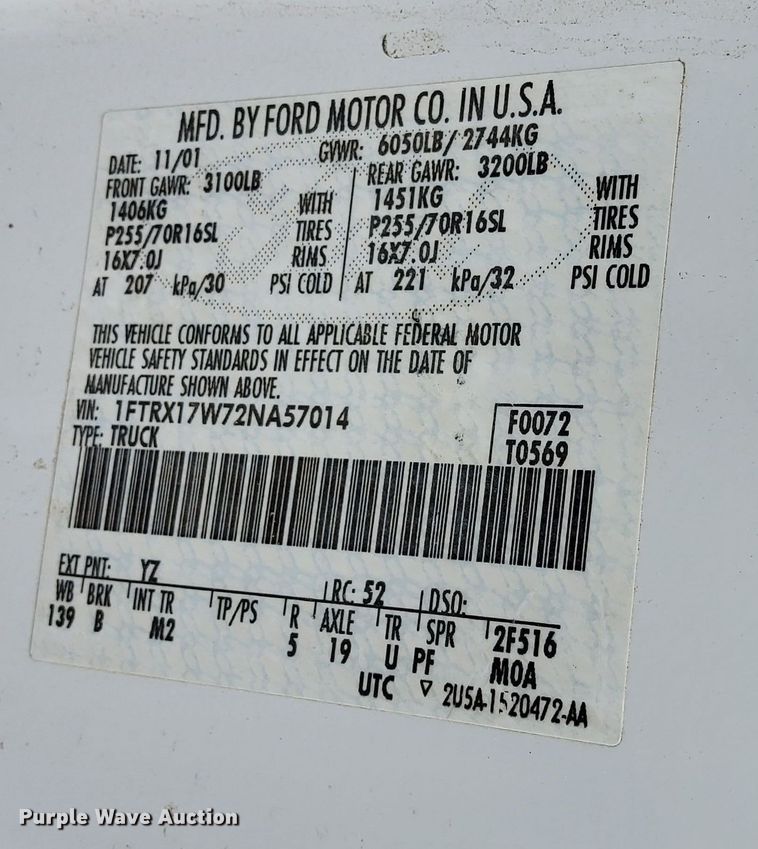 image for item DP3362 2002 Ford F150 XLT SuperCab flatbed pickup truck