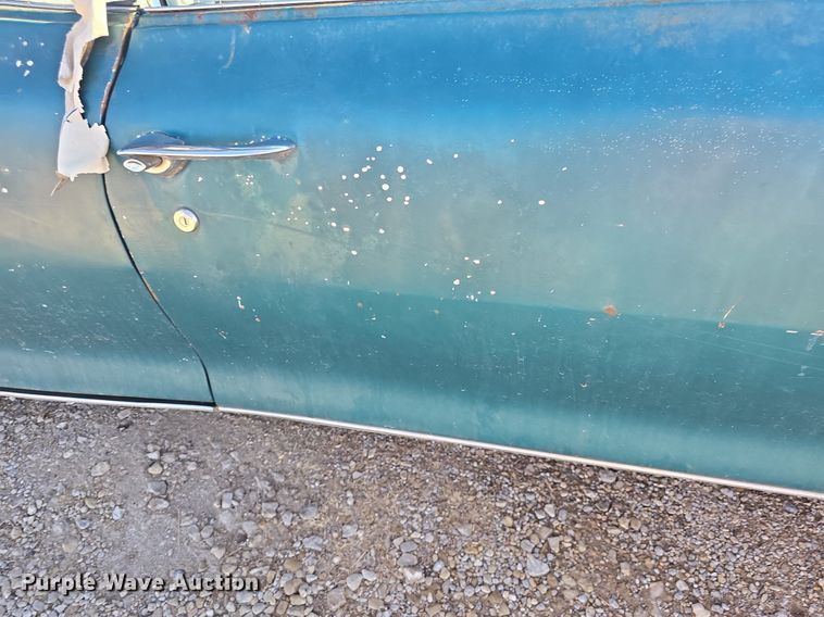 image for item DQ5223 1966 Pontiac  Bonneville convertible