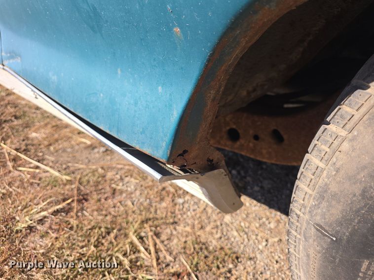 image for item DQ5223 1966 Pontiac  Bonneville convertible