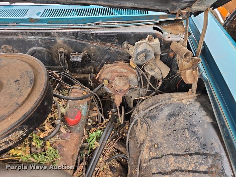 image for item DQ5223 1966 Pontiac  Bonneville convertible