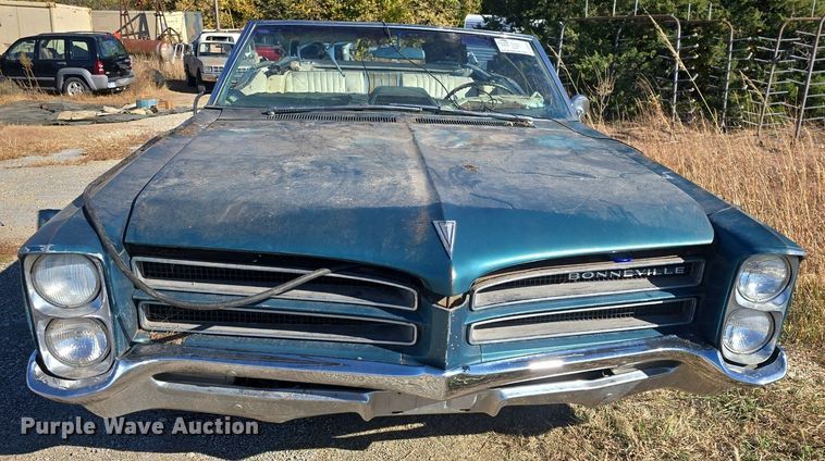 image for item DQ5224 1966 Pontiac Bonneville convertible