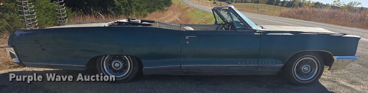 image for item DQ5224 1966 Pontiac Bonneville convertible