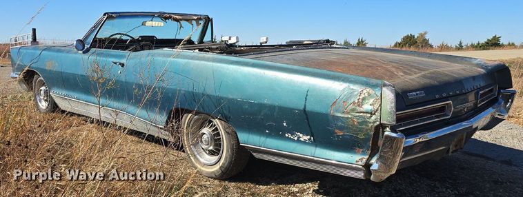 image for item DQ5224 1966 Pontiac Bonneville convertible